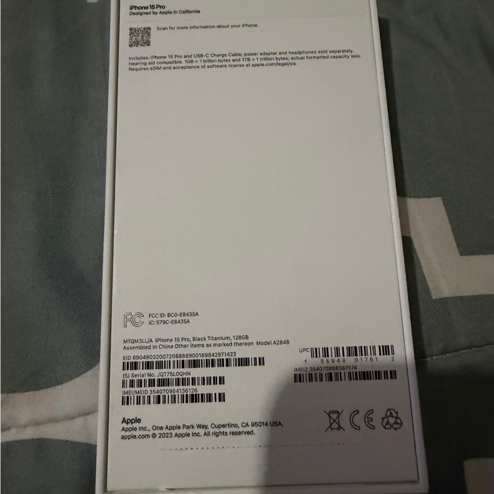 Apple iPhone 15pro 128GB unlocked in Black - Picture 4 of 6